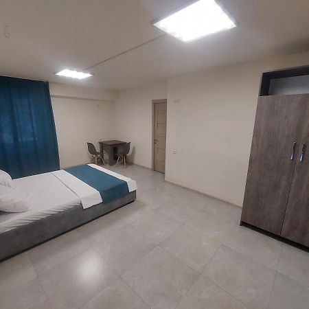 The Best Hotel-Hostel Yerevan Exterior photo