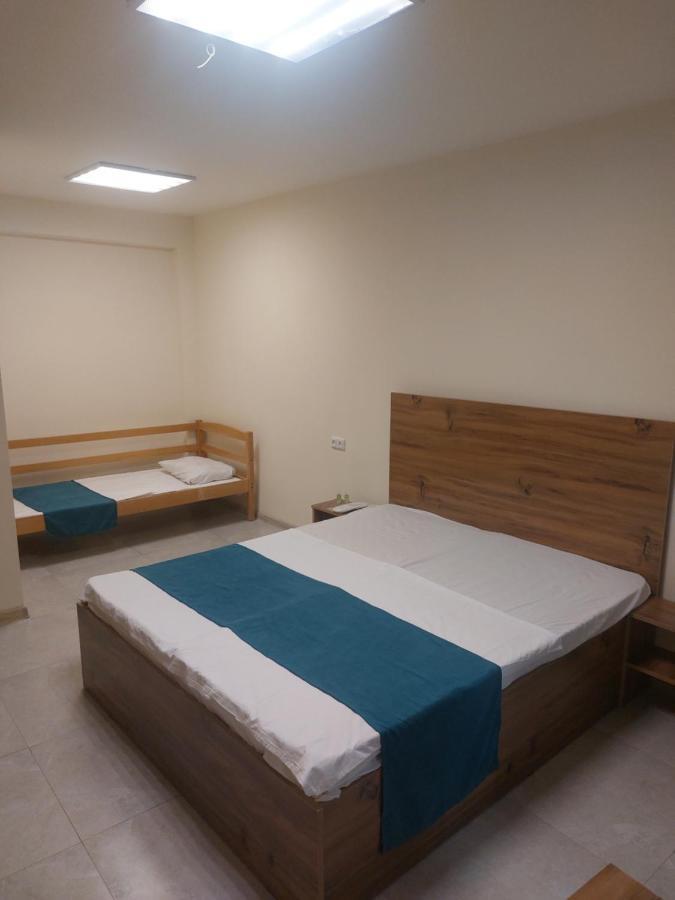 The Best Hotel-Hostel Yerevan Exterior photo